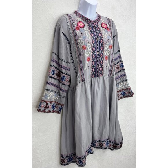 Johnny Was Workshop Women's Embroidered Gray Size Large Silk Dress READ - Picture 2 of 16
